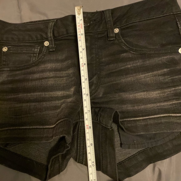 Black American Eagle Super Stretch Shortie Shorts - Picture 6 of 7